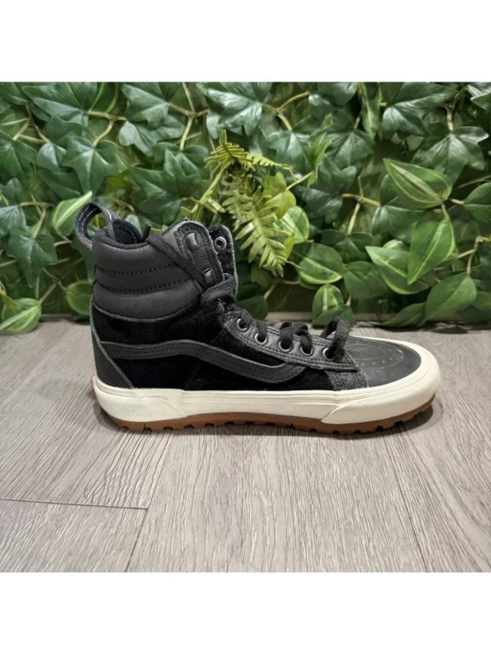 Vans please check